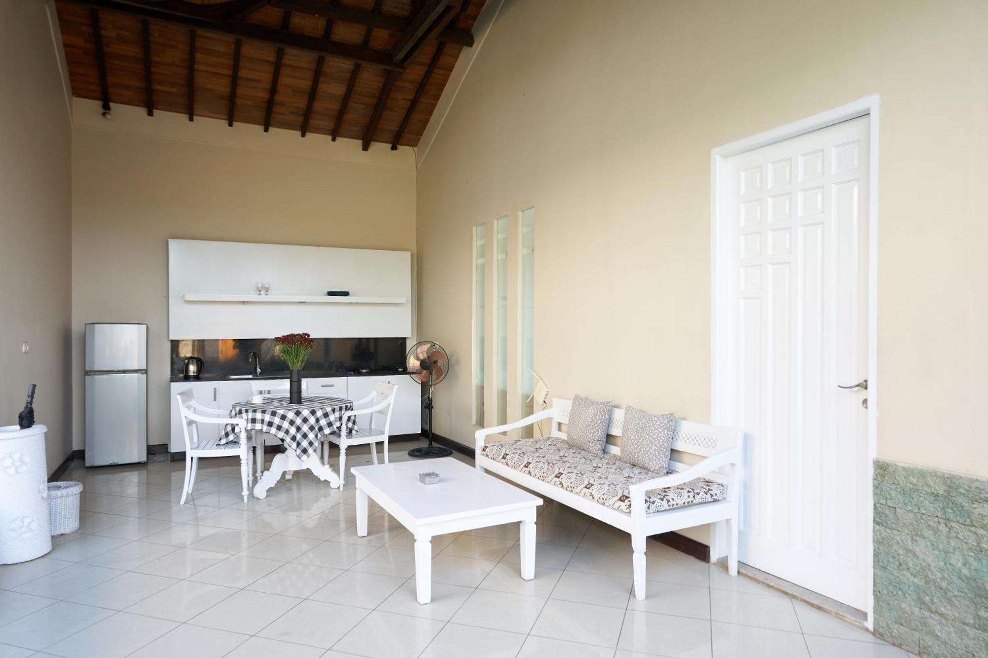 The Beverly Hills Bali Villas Jimbaran Bagian luar foto